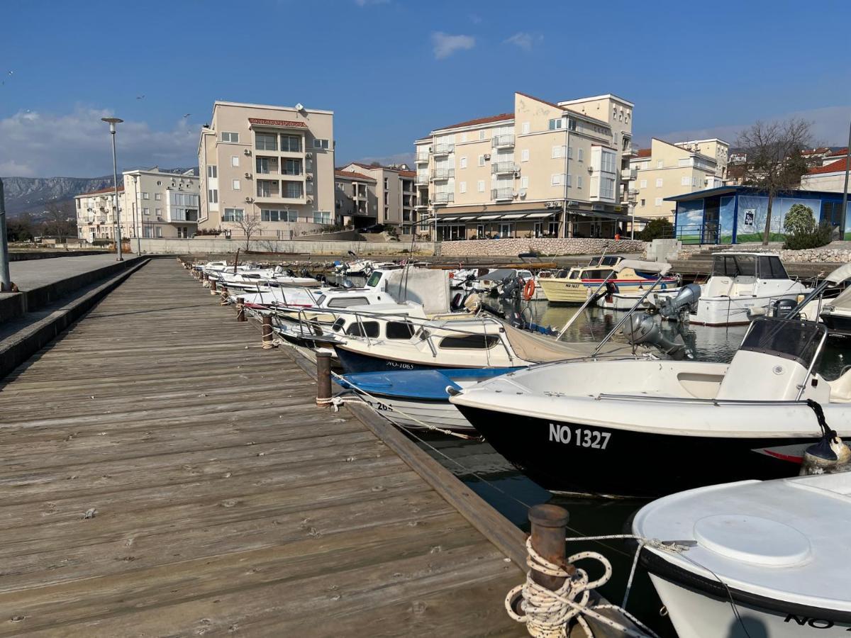 Studio Apartment Marina Mel Novi Vinodolski Eksteriør bilde