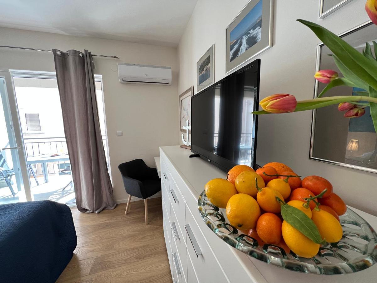 Studio Apartment Marina Mel Novi Vinodolski Eksteriør bilde