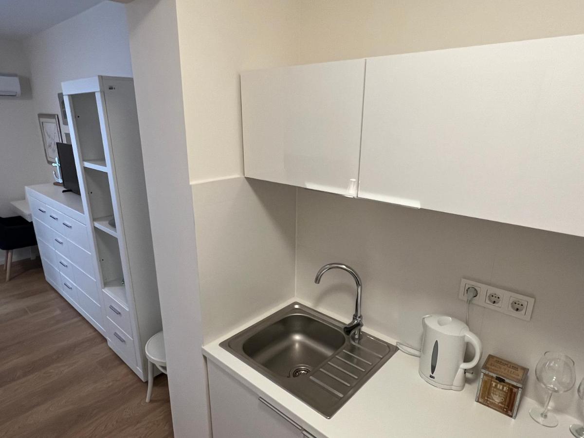 Studio Apartment Marina Mel Novi Vinodolski Eksteriør bilde