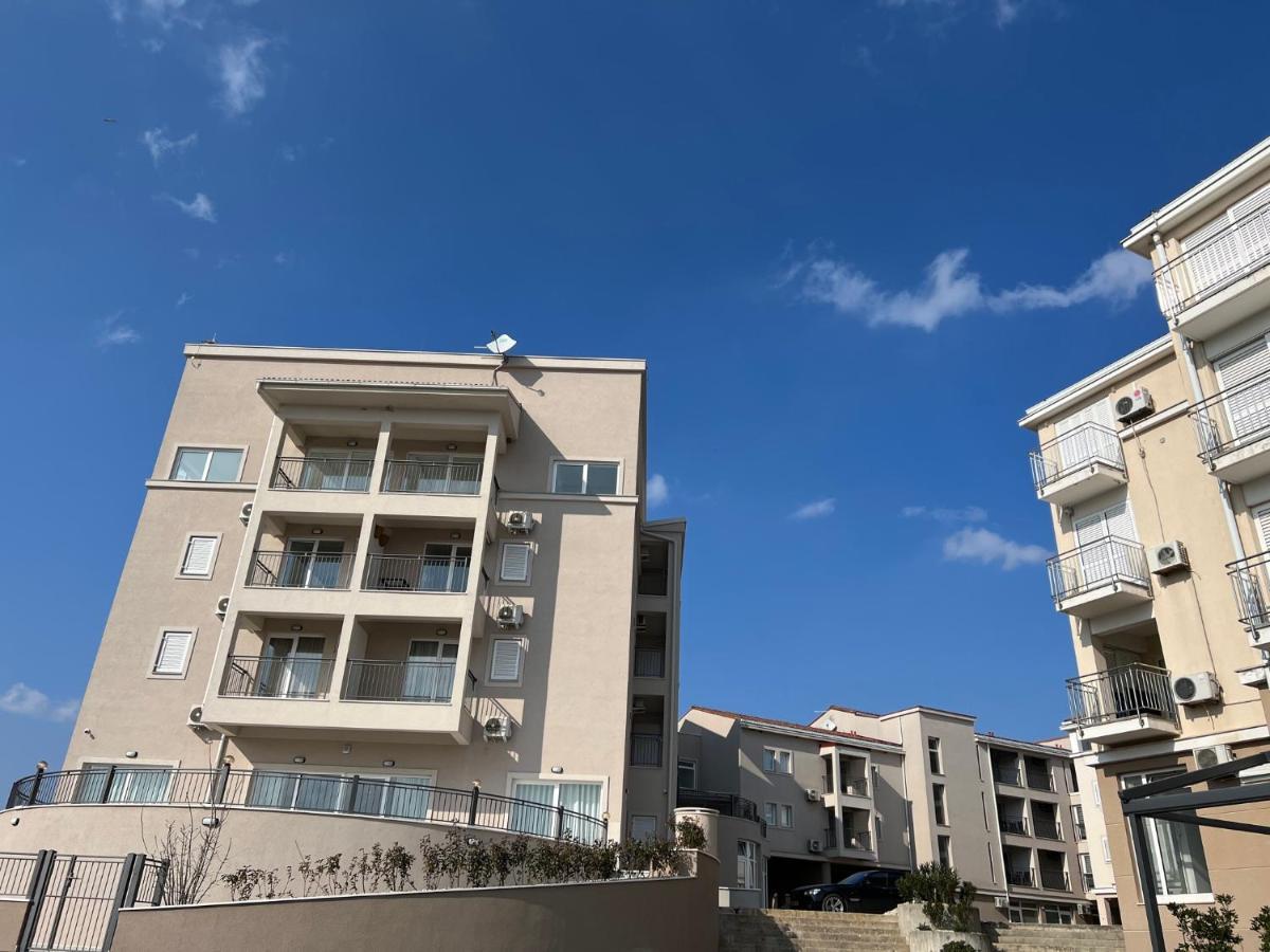 Studio Apartment Marina Mel Novi Vinodolski Eksteriør bilde